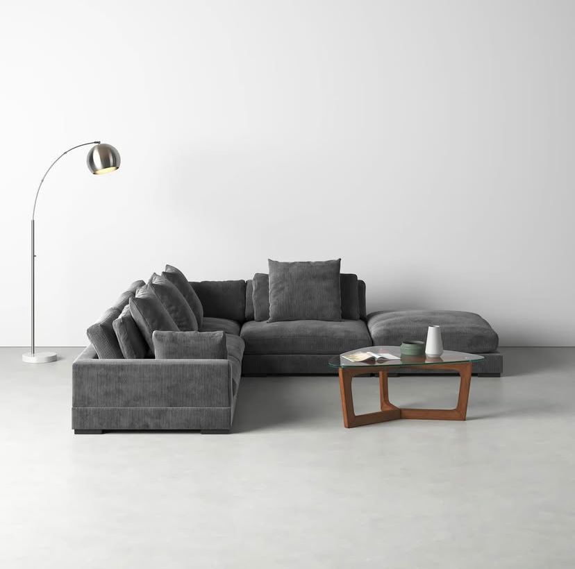 Jayleen Sofa