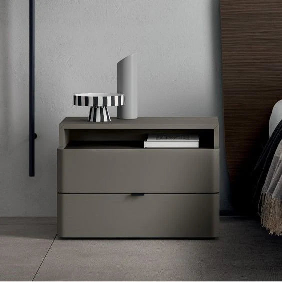 Daiton Pedestals